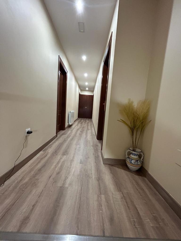 Hotel Restaurante El Fornon Новельяна Экстерьер фото