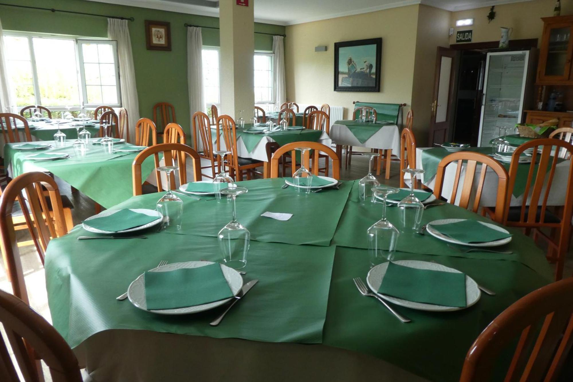 Hotel Restaurante El Fornon Новельяна Экстерьер фото